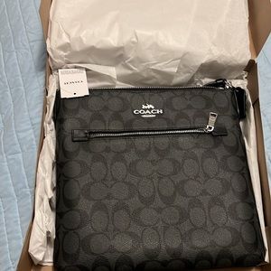 NWT Coach Sig Rowan File Crossbody Bag